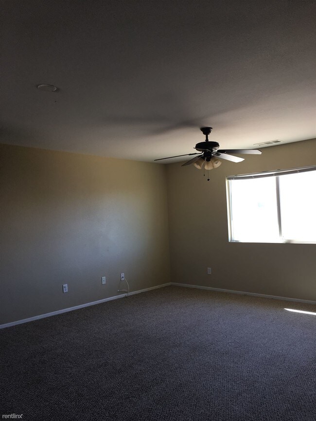 Building Photo - 13206 Bassett Dr