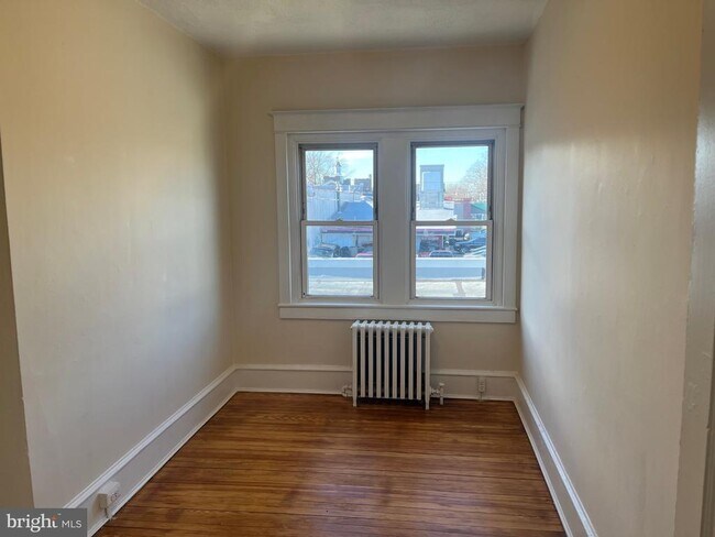 Building Photo - 201 W Landis Ave