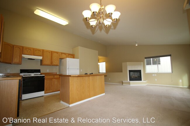 Building Photo - 3 br, 2 bath House - 13950 Fire Creek Trai...