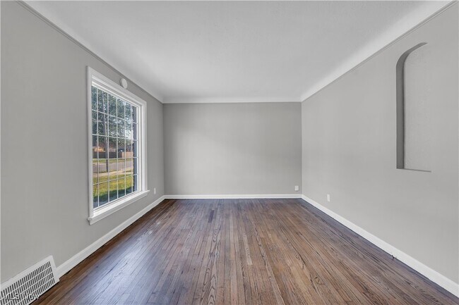 Foto del edificio - 2703 Hearthstone Rd