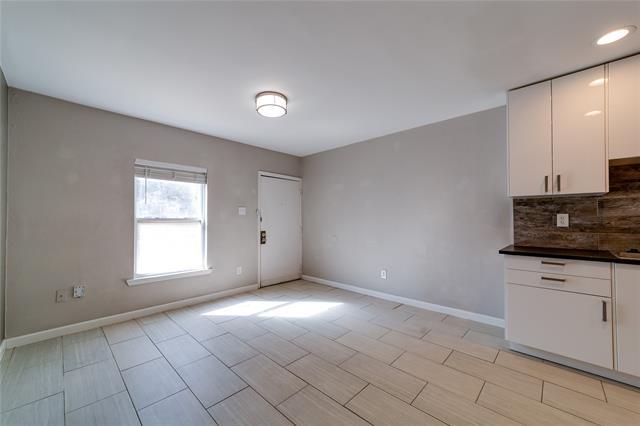 Primary Photo - 1329 5th Ave
