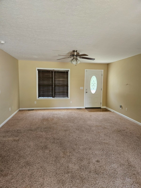 Foto del edificio - 1035 Smiley Troutt Rd