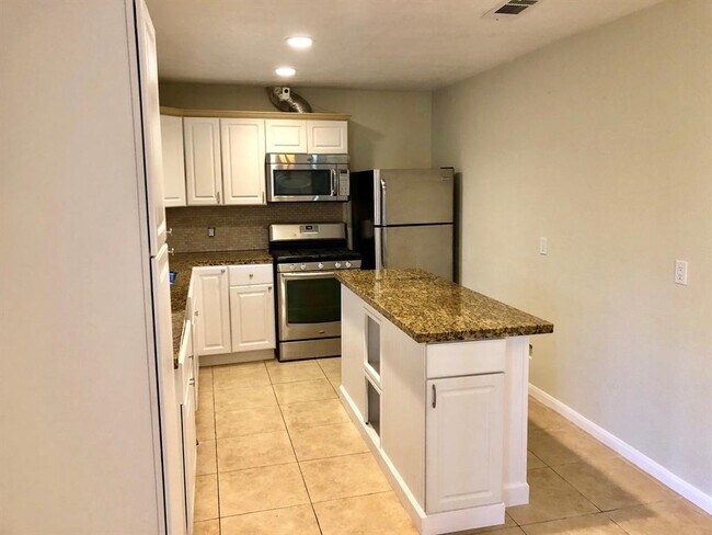 Foto del edificio - 207 Weatherly Way