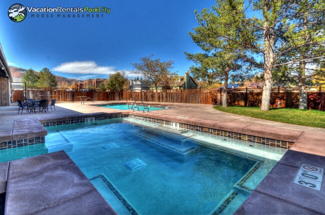 Building Photo - 2255 Sidewinder Dr