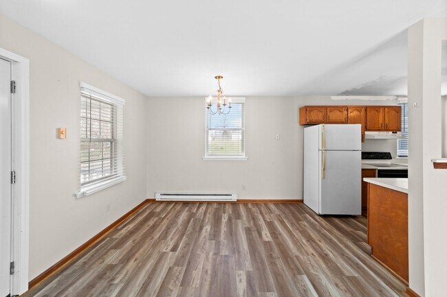 Foto del edificio - 6256 Wayland Rd