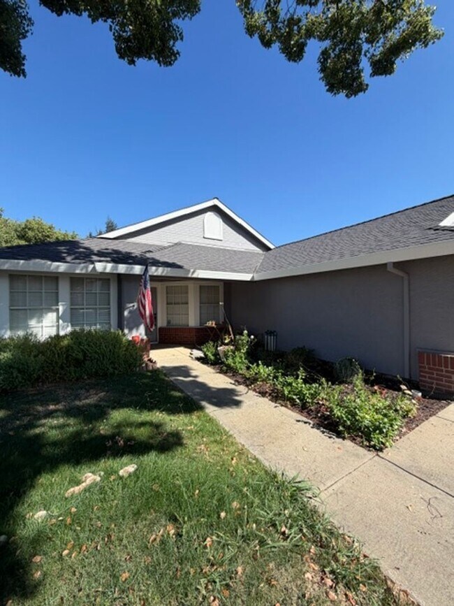 Building Photo - 5211 Moonlight Way