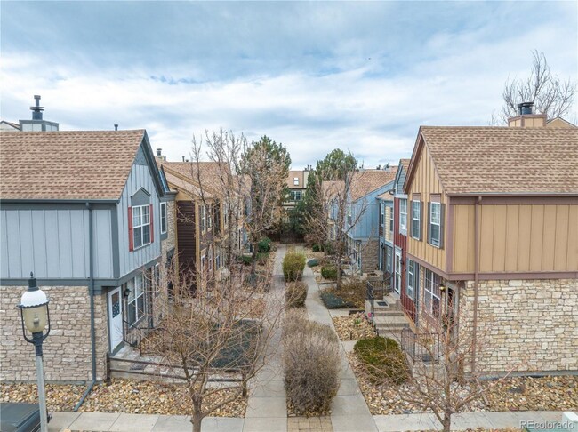 Building Photo - 12061 E Hoye Dr