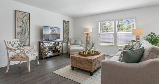 Building Photo - Westlake Landing