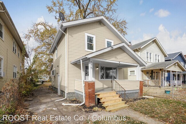 Building Photo - 2 br, 1 bath House - 615 S. Burgess Avenue