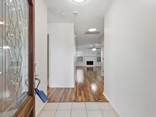 Foto del edificio - 4305 Falcon Dr