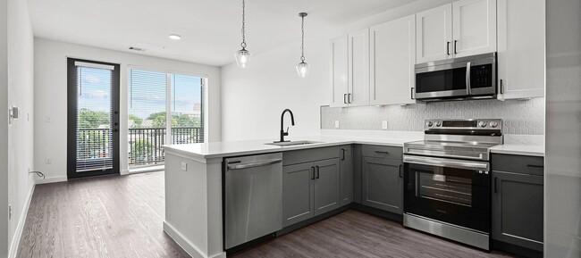 Photo - 1100 N Zang Blvd Apartment