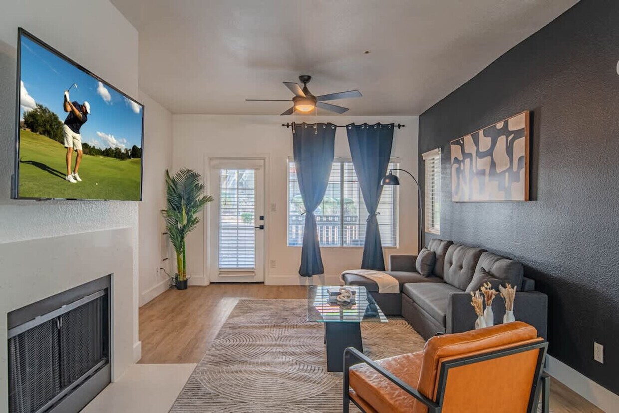 Foto principal - 7900 E Princess Dr