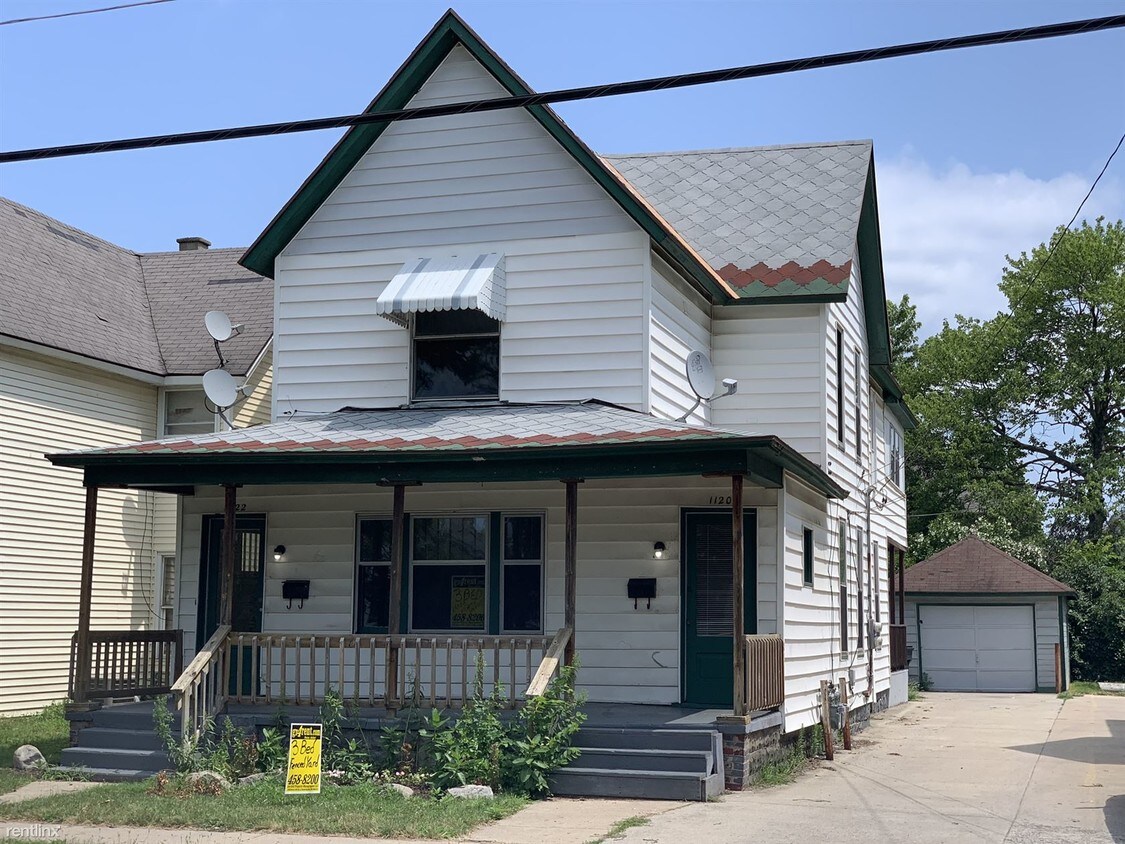 3 br, 1 bath - 1120 Broadway Ave NW lower - 3 br, 1 bath  - 1120 Broadway Ave NW lower