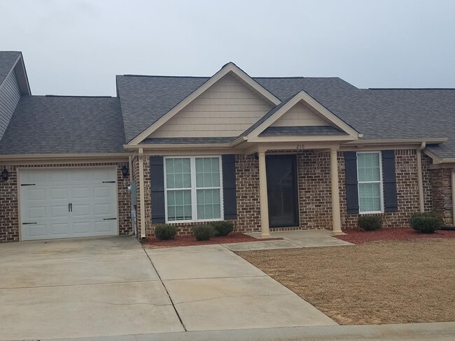 Building Photo - 423 Tarsel Ct