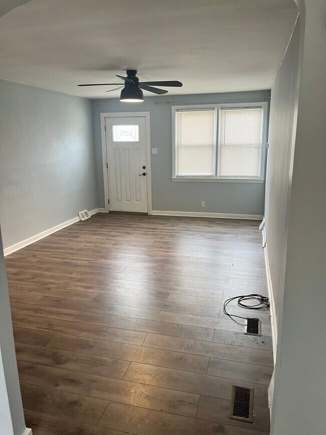 Foto del edificio - 7604 Wyndale Ave