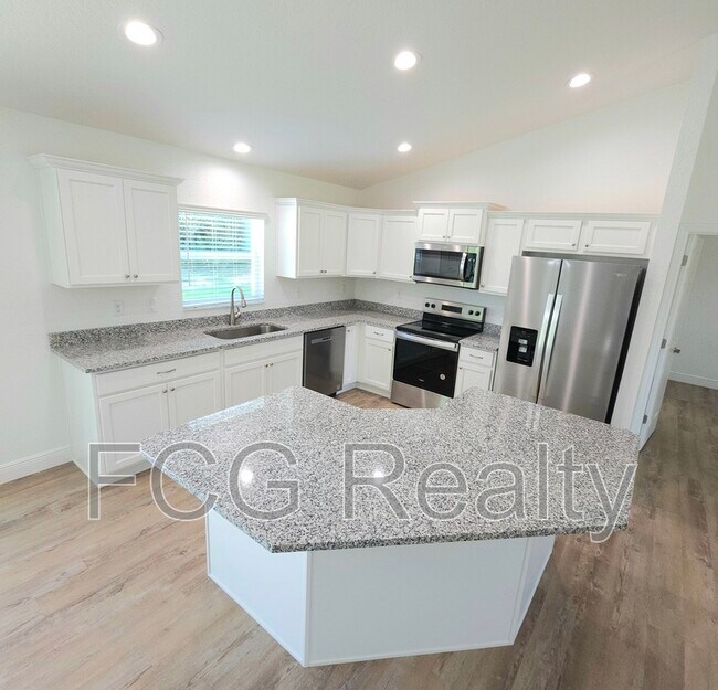 Foto del edificio - 3068 SW 131st Place Rd
