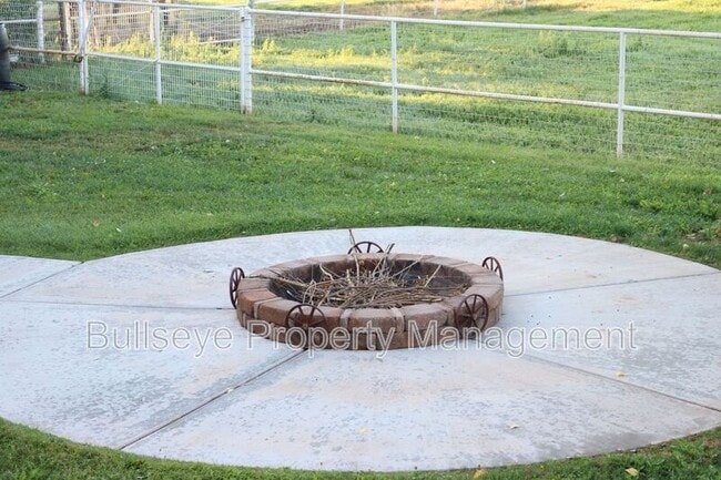 Foto del edificio - 313 E 1/2 St N