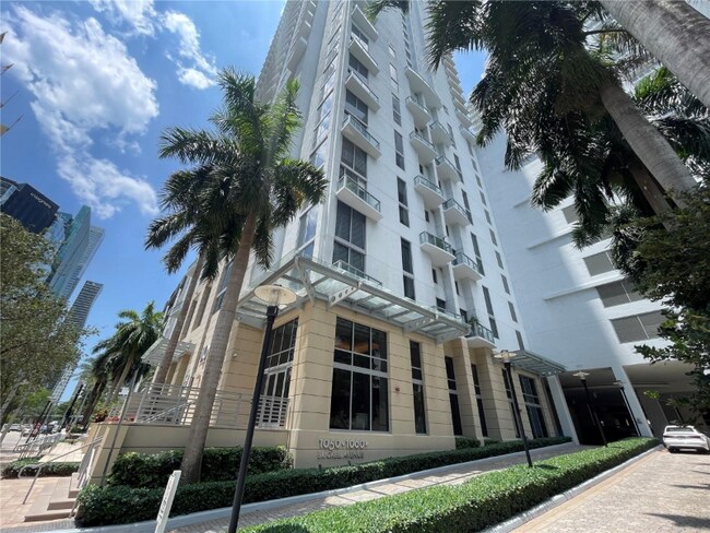 Foto del edificio - 1060 Brickell Ave