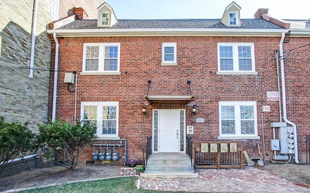 Foto del edificio - 2609 4th St NE