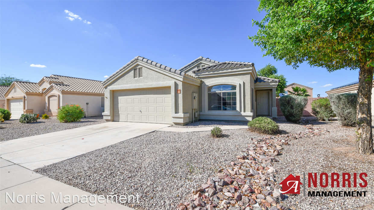 Primary Photo - 3 br, 2 bath House - 1646 E San Xavier Dr