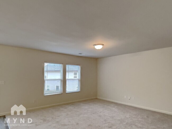 Foto del edificio - 344 Freeman Cir