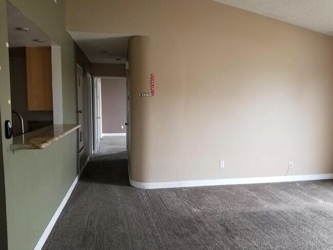 Foto del edificio - 9326 Twin Trails Drive