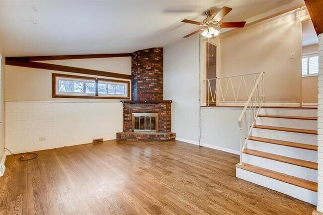 Building Photo - 201 N. Craig Place, Lombard, IL, 60148