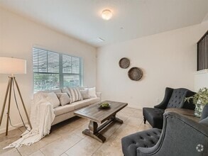 Building Photo - 1620 Bryant Dr