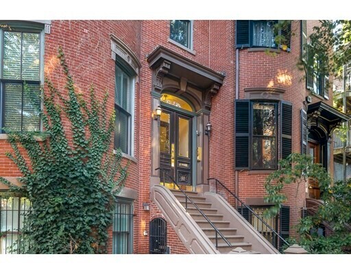 Foto del edificio - 54 Rutland Sq