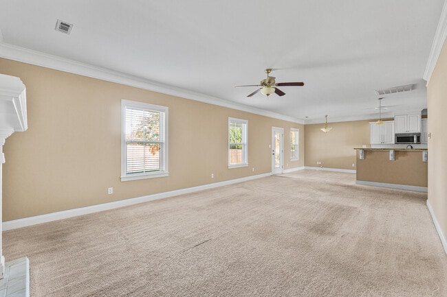 Foto del edificio - 261 Crown Heights Way