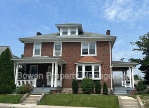 Building Photo - 1119 Fry Ave