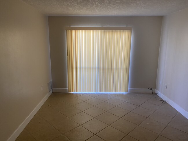 Living Room - 350 Taylor Ave