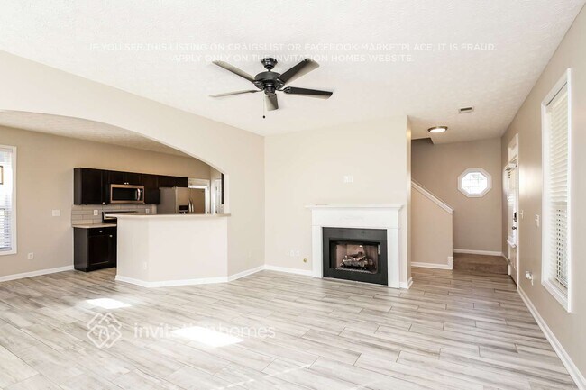 Foto del edificio - 307 Summerstone Ct