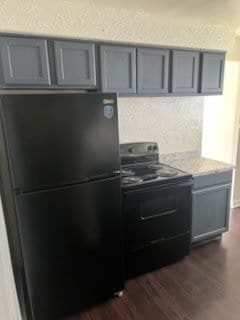 Foto del edificio - 3280 Warfield Ave