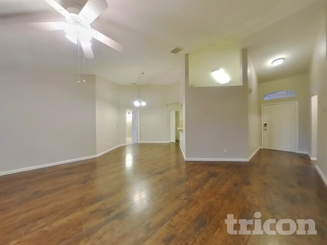 Foto del edificio - 4716 Hunts Ct