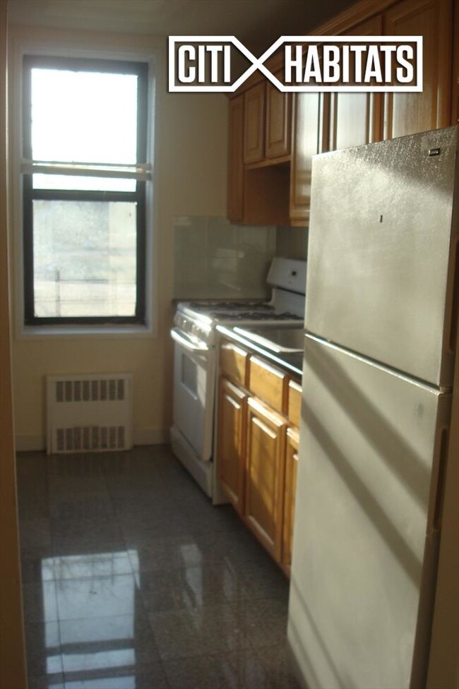 Foto del edificio - 139-48 Queens Blvd