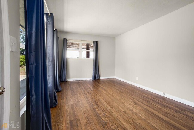 Building Photo - 1512 Belva Ave