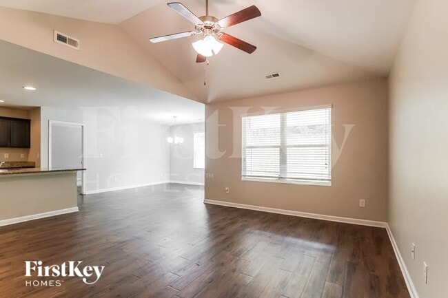 Building Photo - 4631 Woodford Cir