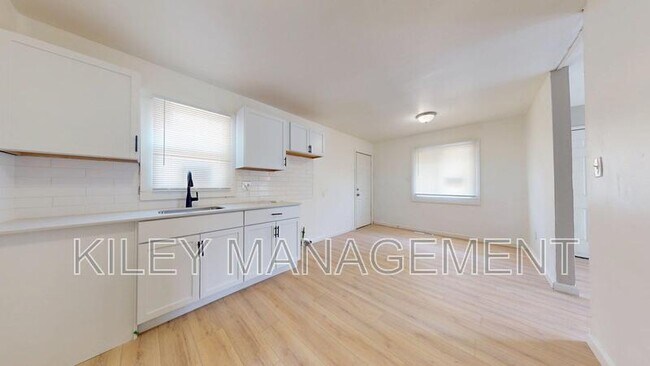 Foto del edificio - 20435 Griggs St