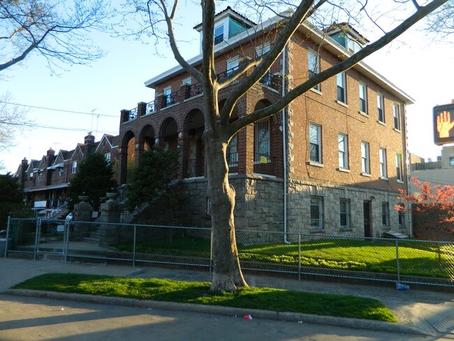 Foto del edificio - 2761 Bronxwood Ave