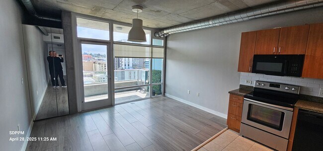 Building Photo - DOWNTOWN SAN DIEGO East Village - Smart Co...