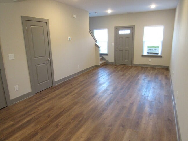 Building Photo - 639 Bristol Creek Dr