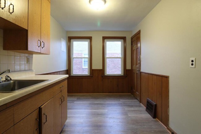 Building Photo - 519 East 222nd Street #UP