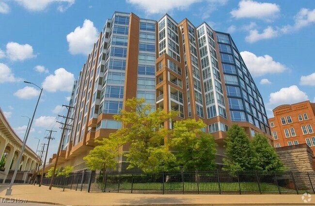 Building Photo - 2222 Detroit Ave