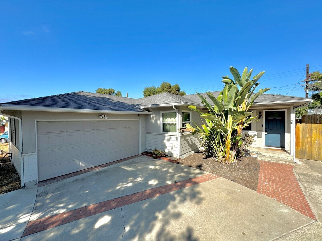 Primary Photo - Great 3B/1.5BA Home in Allied Gardens!