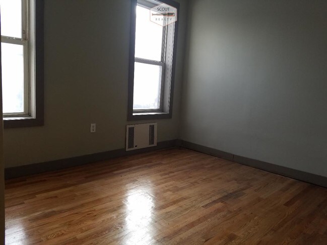 Building Photo - 644 Lafayette Ave