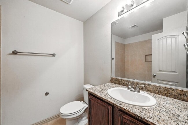Building Photo - 2353 Homewood Ln