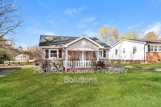 Building Photo - 2909 Glendale Ave