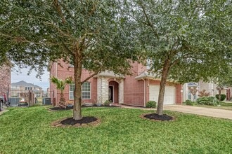 Building Photo - 18118 Billabong Crescent Ct