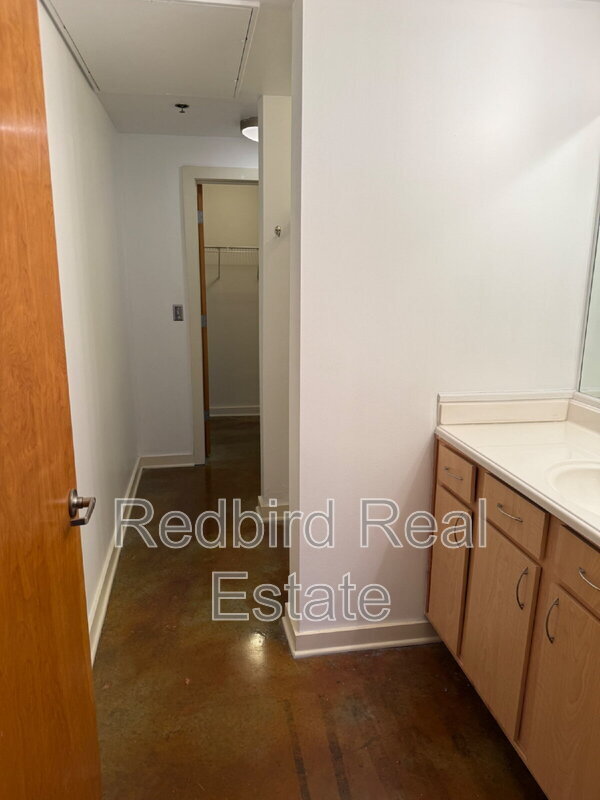 Foto del edificio - 1803 Broadway